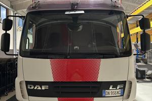 Motrice daf lf45/180