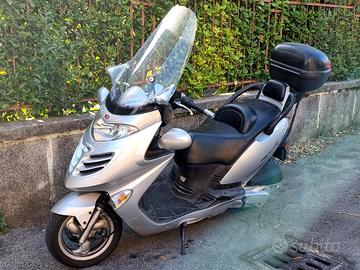 Kymco Grand Dink 250 - Buone Condizioni