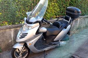 Kymco Grand Dink 250 - Buone Condizioni