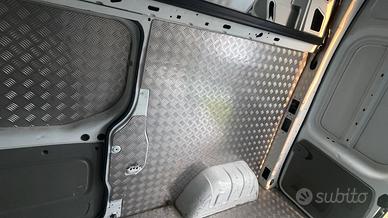 Allestimento Franchino Vivaro/Trafic
