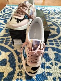 scarpe indossate due volte