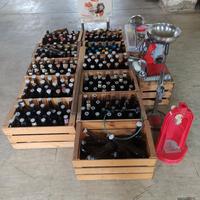 passa pomodoro e bottiglie