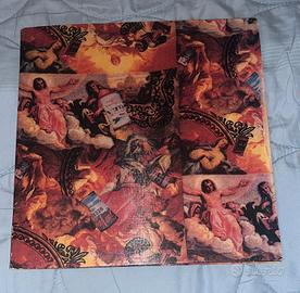 vinile zucchero oro incenso e birra