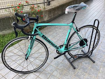 Bicicletta da corsa bianchi