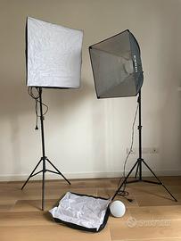 Softbox Led 900W equivalenti Luci, 2 riflettori