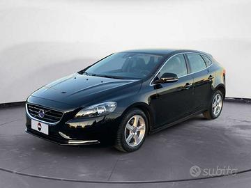 VOLVO V40 1.6 d2 Momentum powershift