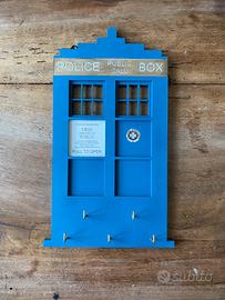 Portachiavi da parete Tardis grande