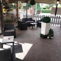 Bar con veranda in zona di forte passaggio