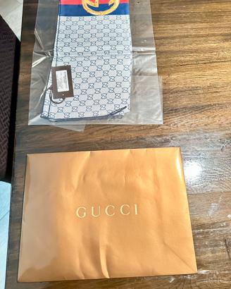 Foulard gucci