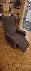 poltrona relax motorizzata sollevatore per anziani
