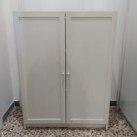 Mobile bianco con Ante Ikea Billy 