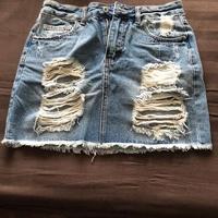 GONNA JEANS *EFFETTO VINTAGE* CON STRAPPI FRANGE