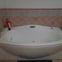 vasca da bagno idromassaggio 