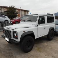 Land Rover Defender 2.2 TD4