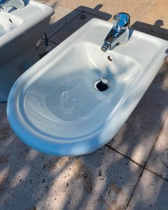 Bidet Dolomite 2