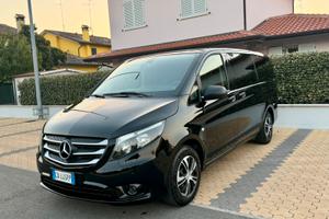 Mercedes Vito 9 posti LUNGO
