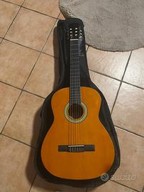Chitarra acustica Messina