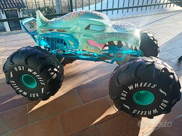 Monster truck hot twheels