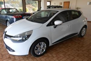 RENAULT Clio 1.2 75CV 5 porte Wave