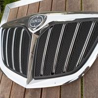 Lancia Musa mascherina radiatore, seconda serie