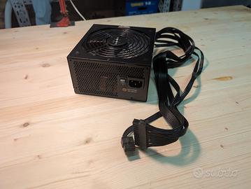 Alimentatore Thermaltake  550w, 80 Plus Gold