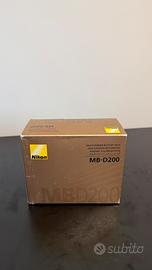 Nikon MB-D200