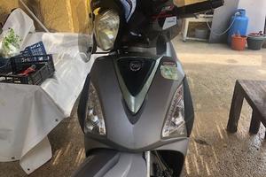 Scooter Sym sinfony 200