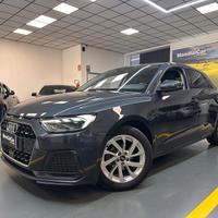 Audi A1 Sportback 25 1.0 tfsi Identity Black s-tro