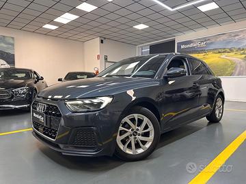 Audi A1 Sportback 25 1.0 tfsi Identity Black s-tro