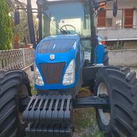 TRATTORE NEW HOLLAND TD5.115