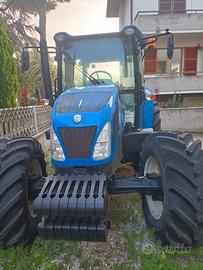 TRATTORE NEW HOLLAND TD5.115