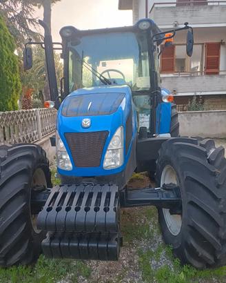 TRATTORE NEW HOLLAND TD5.115