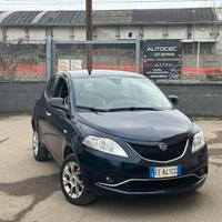 Lancia Ypsilon 0.9 TwinAir 85 CV 5 porte Metano Ec