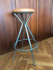 Sgabello alto