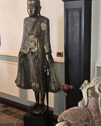 statua di bronzo buddha thailandia