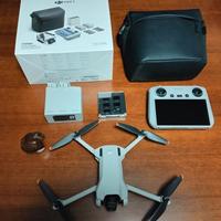 DJI mini 3 fly more combo con RC 