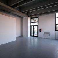 LOCALE COMMERCIALE CON VETRINA