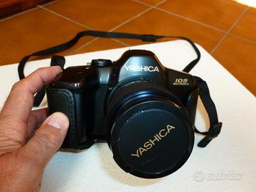 Fotocamera Yaschica 109 multi program a rullino