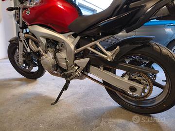 Yamaha FZ6 - 2004