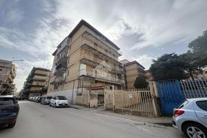 4 LOCALI A ARZANO