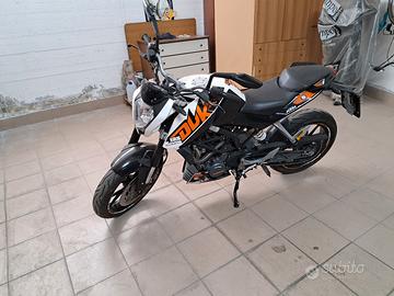 KTM DUKE 125 2016