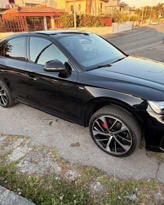 Q5 SPB 40 quattro s line identity black italiana