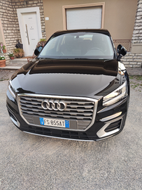 Audi Q2 nera