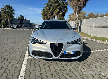 Stelvio 2.2 Turbo Diesel 190 CV Q4 Sprint