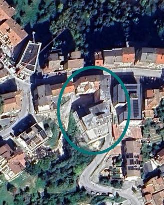 Immobile in asta di 385 m² con più di 5 locali a M