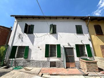 CASA SEMINDIPENDENTE A PENANGO