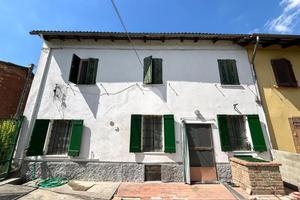 CASA SEMINDIPENDENTE A PENANGO