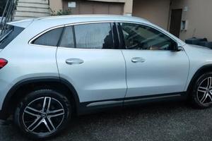Mercedes-Benz GLA 180 d Sport 