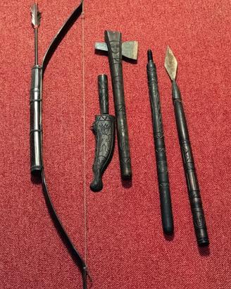 ANTICO SET D PRIMORDIALE TRIBALE