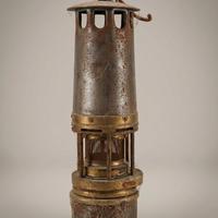 Lampada da minatore antica